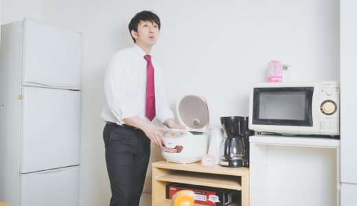 自炊しないで食費を節約！仕事が忙しい一人暮らしだからこそ効くコツ